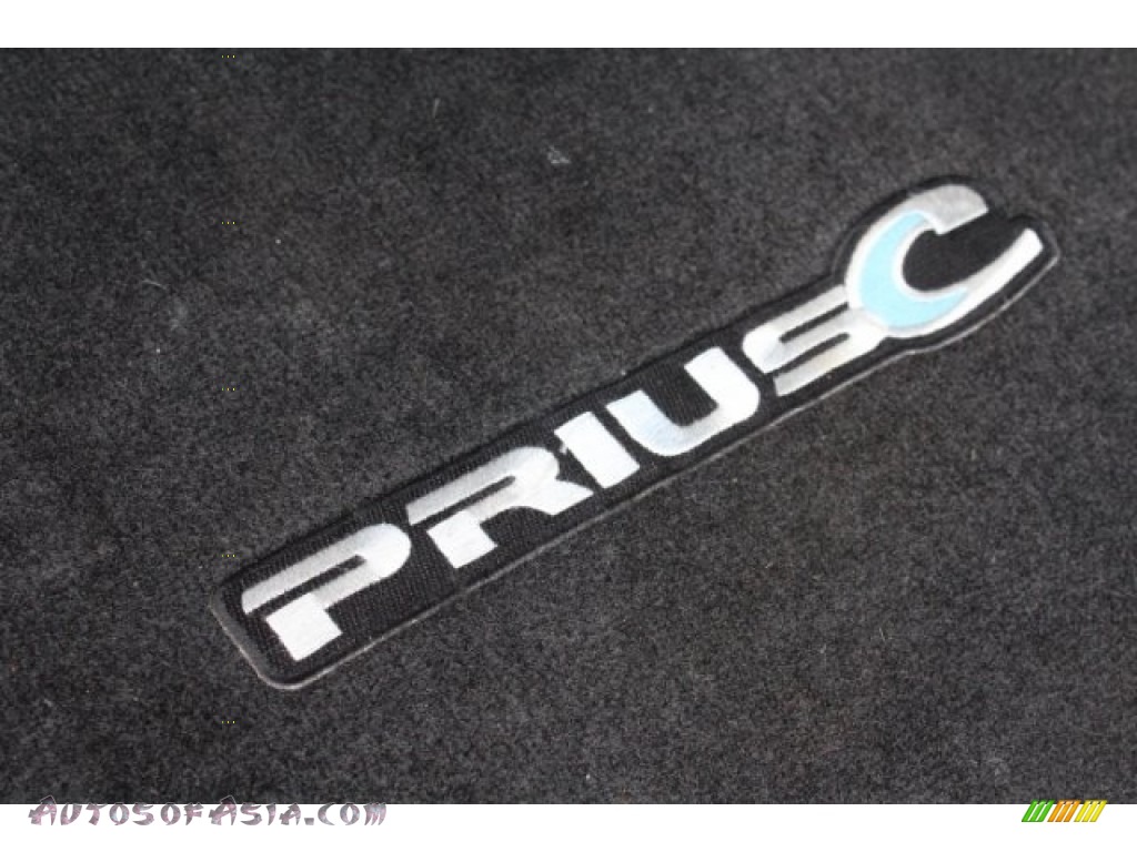 2013 Prius c Hybrid Two - Blue Streak Metallic / Light Blue Gray/Black photo #26