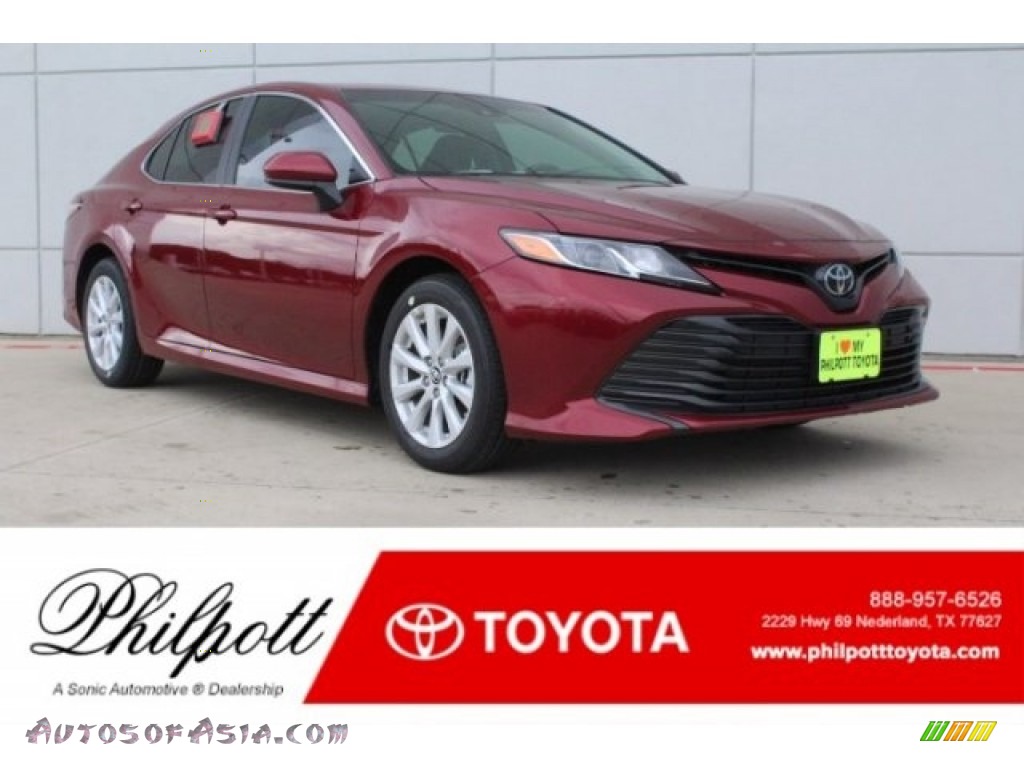 Ruby Flare Pearl / Black Toyota Camry LE