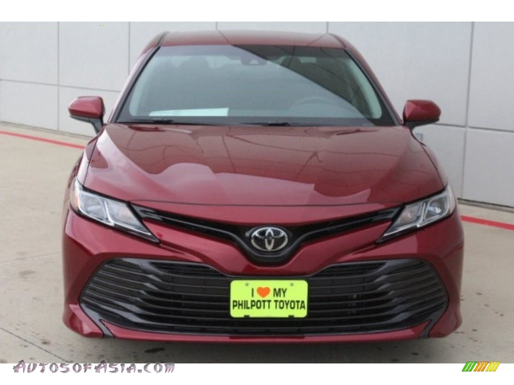 2018 Camry LE - Ruby Flare Pearl / Black photo #2