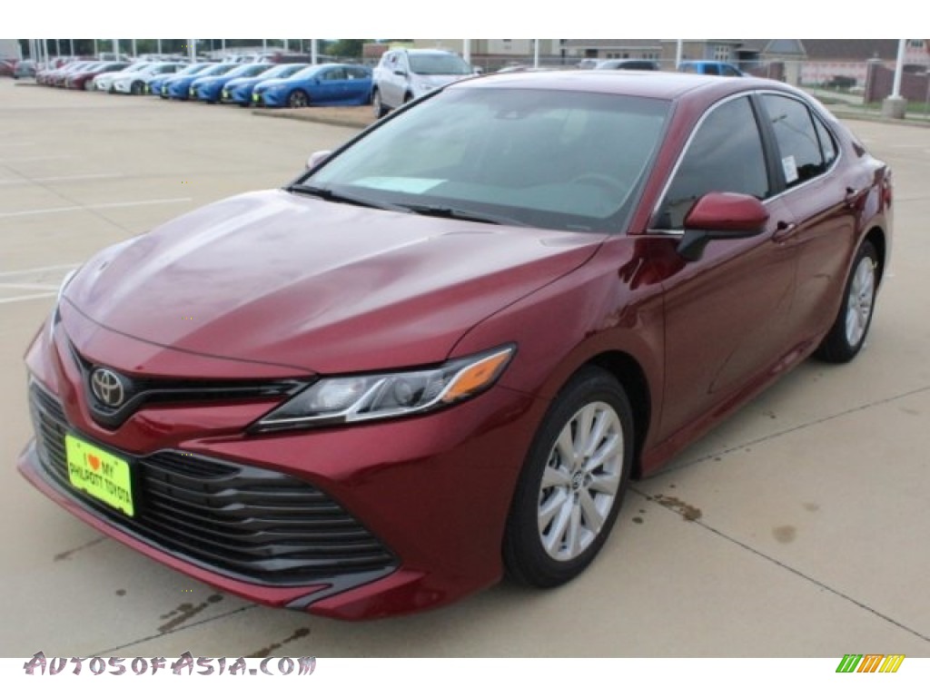2018 Camry LE - Ruby Flare Pearl / Black photo #3