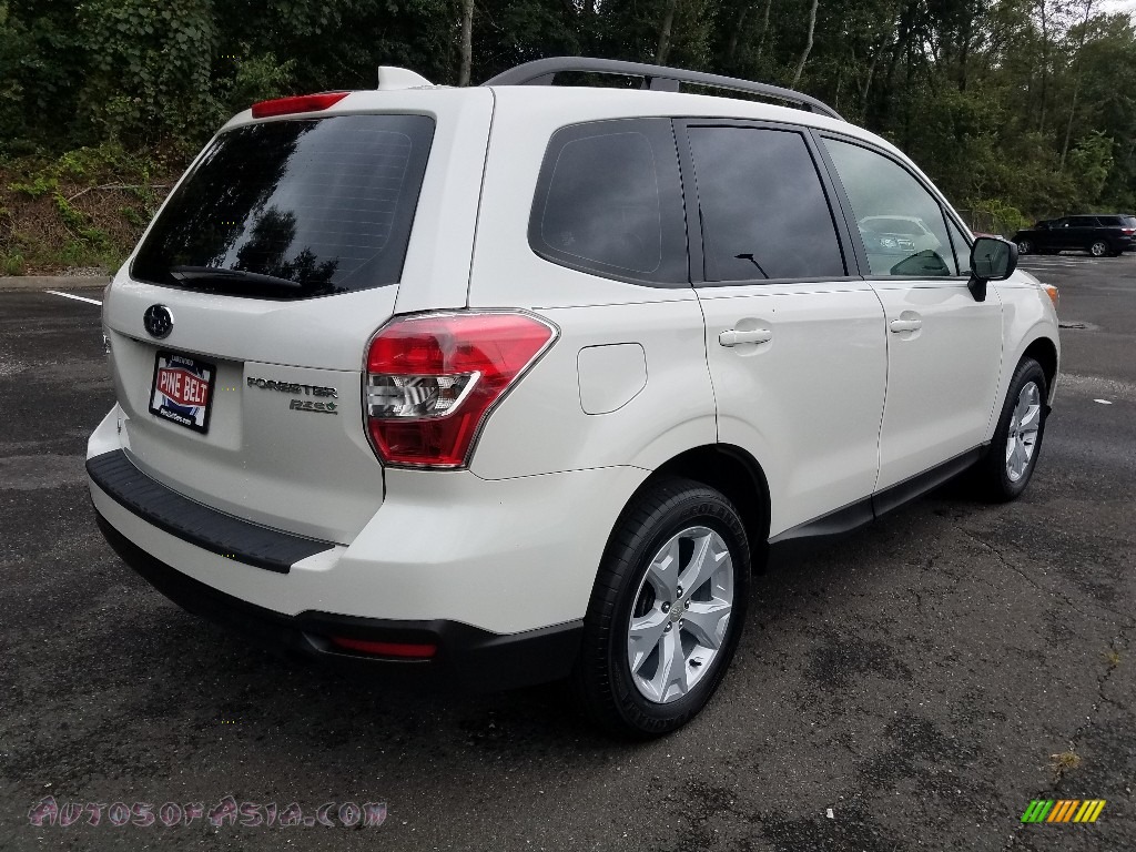 2016 Forester 2.5i - Crystal White Pearl / Gray photo #7