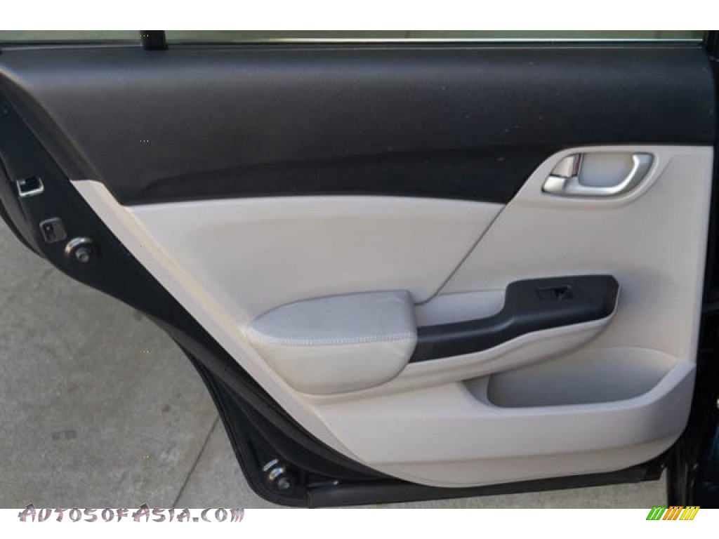 2014 Civic LX Sedan - Crystal Black Pearl / Gray photo #26