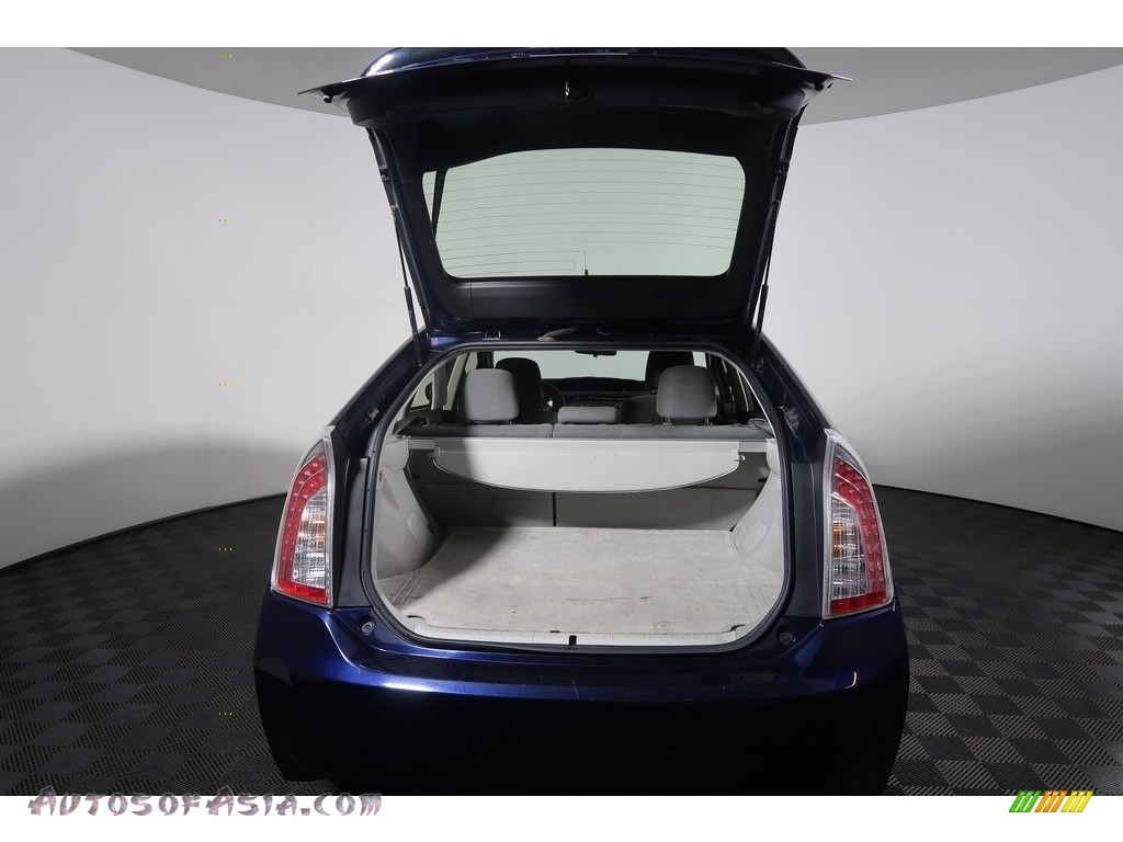 2013 Prius Two Hybrid - Nautical Blue Metallic / Dark Gray photo #30