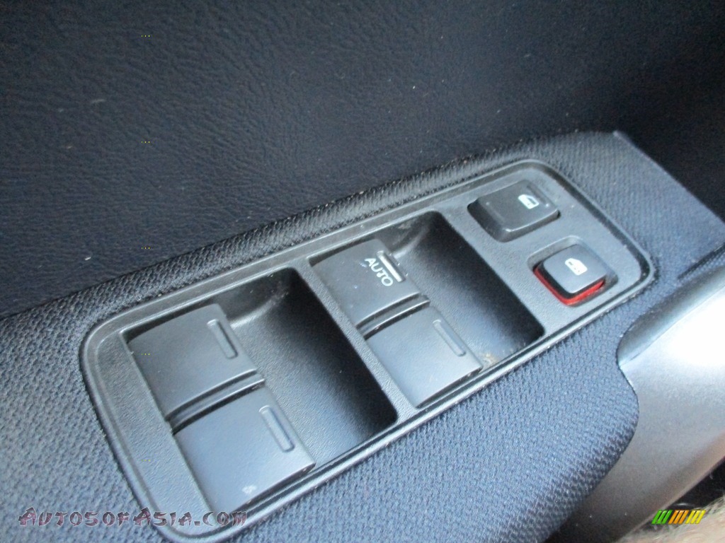 2011 CR-V SE 4WD - Crystal Black Pearl / Black photo #18