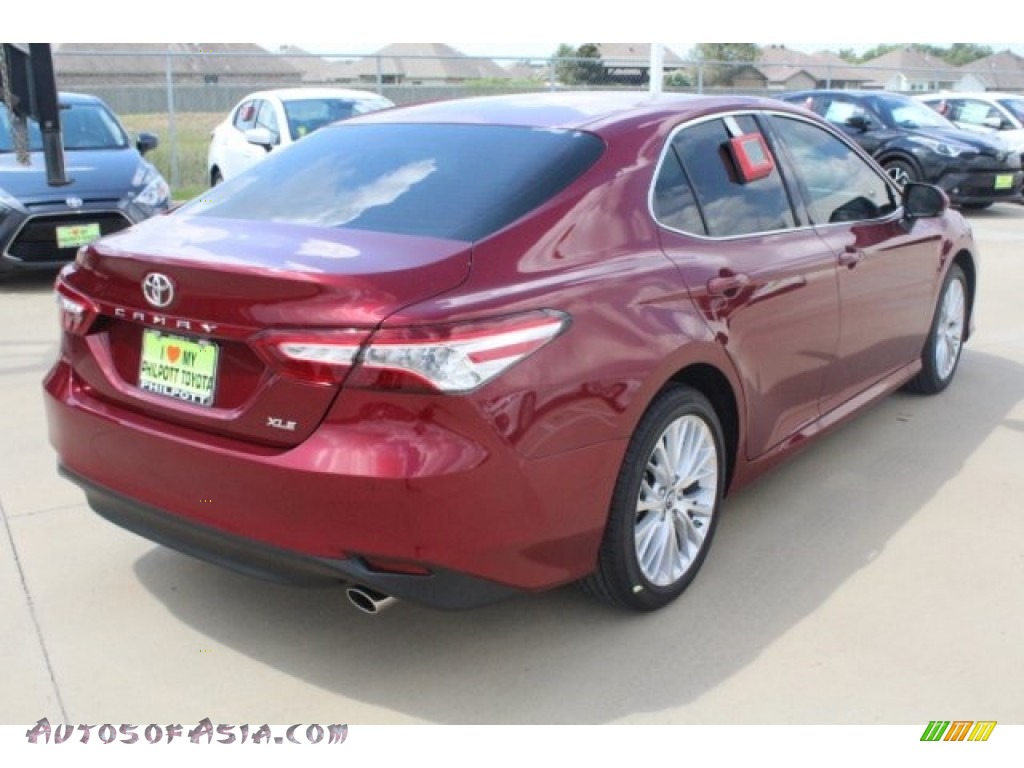 2018 Camry XLE - Ruby Flare Pearl / Black photo #8