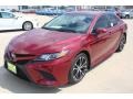 Toyota Camry SE Ruby Flare Pearl photo #3