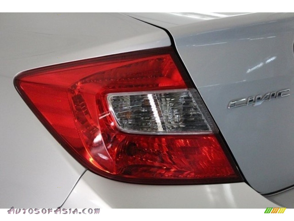 2012 Civic LX Sedan - Alabaster Silver Metallic / Gray photo #35