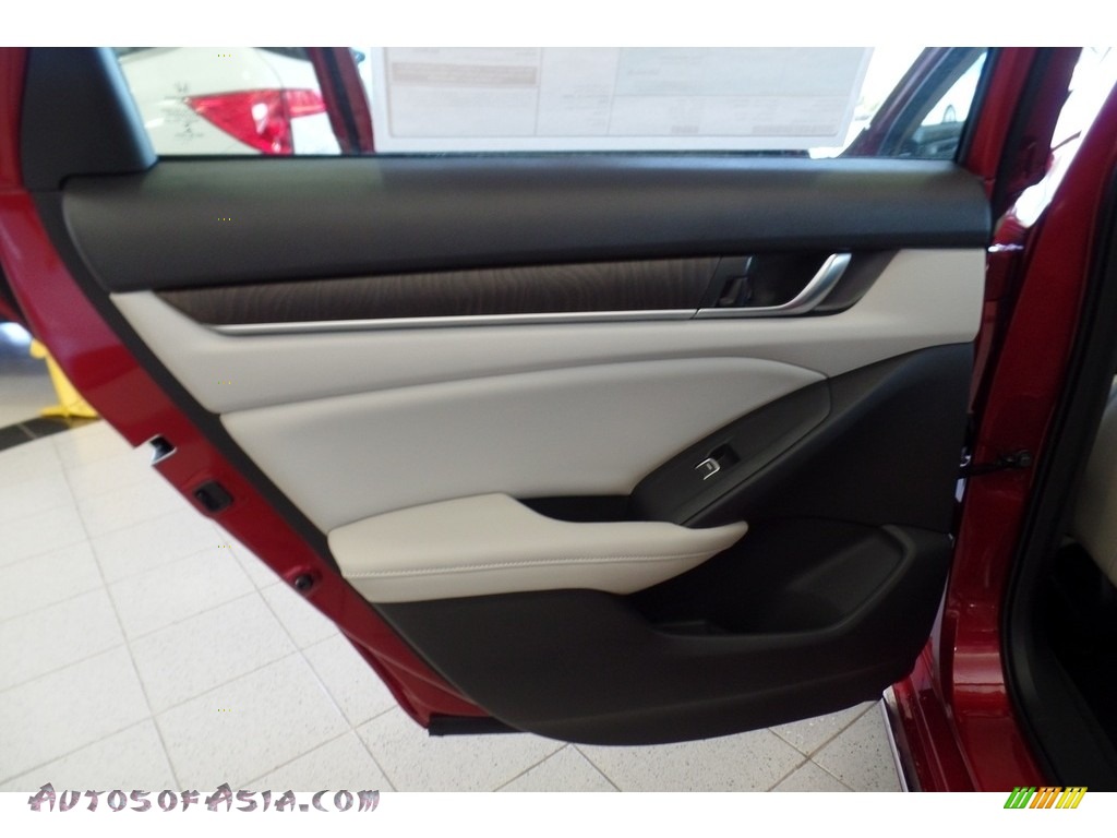 2018 Accord EX-L Sedan - Radiant Red Metallic / Ivory photo #10