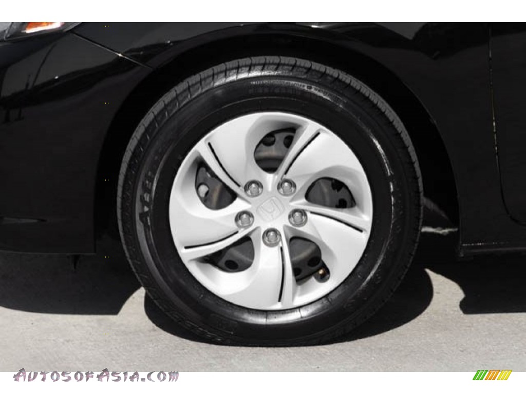2015 Civic LX Sedan - Crystal Black Pearl / Gray photo #33
