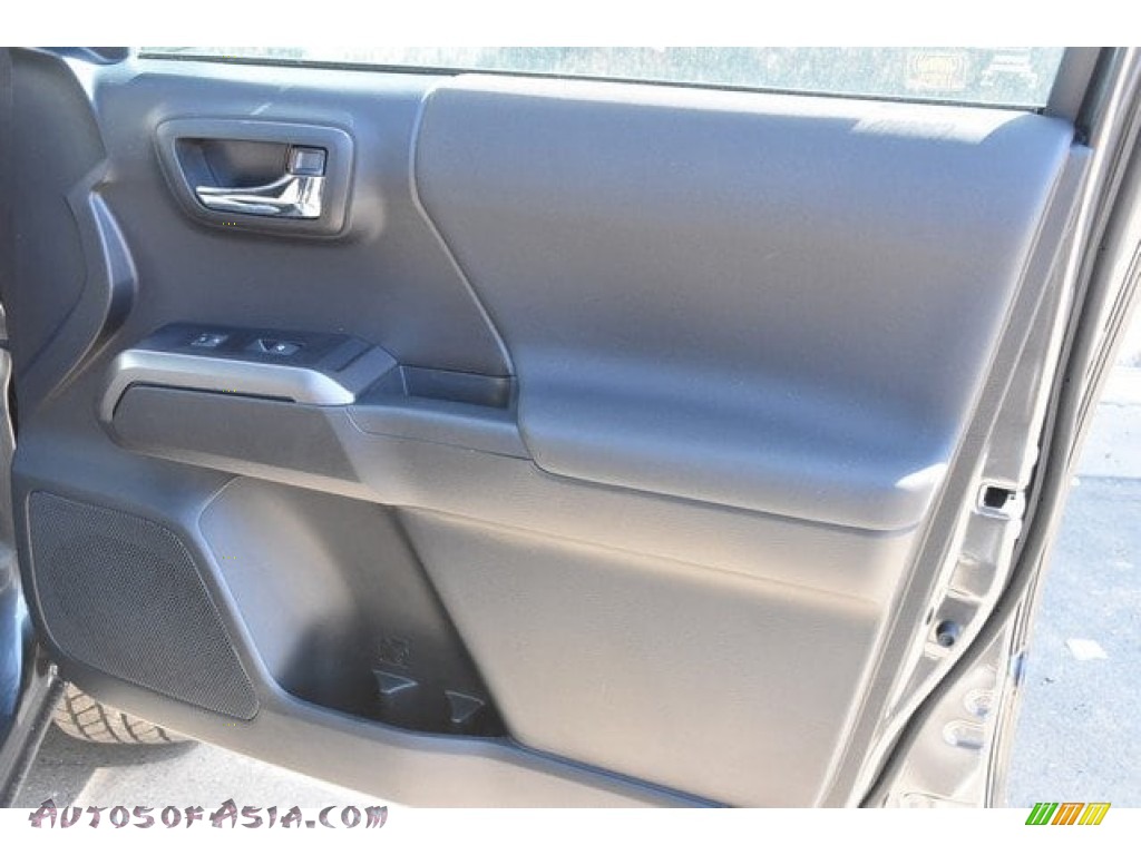 2018 Tacoma SR Double Cab 4x4 - Magnetic Gray Metallic / Cement Gray photo #22
