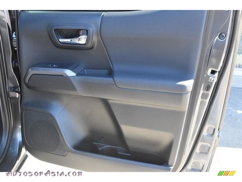 2018 Tacoma SR Double Cab 4x4 - Magnetic Gray Metallic / Cement Gray photo #23