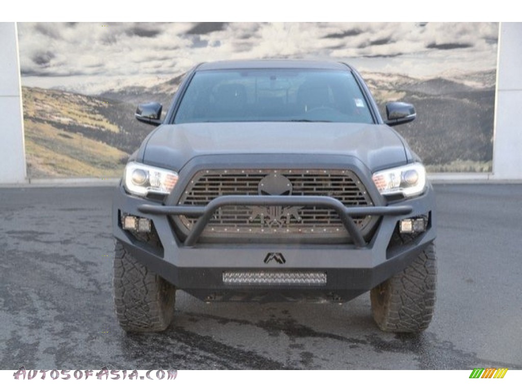 2017 Tacoma TRD Off Road Double Cab 4x4 - Black / Cement Gray photo #8