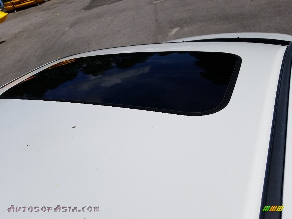 2009 Civic EX Sedan - Taffeta White / Gray photo #24