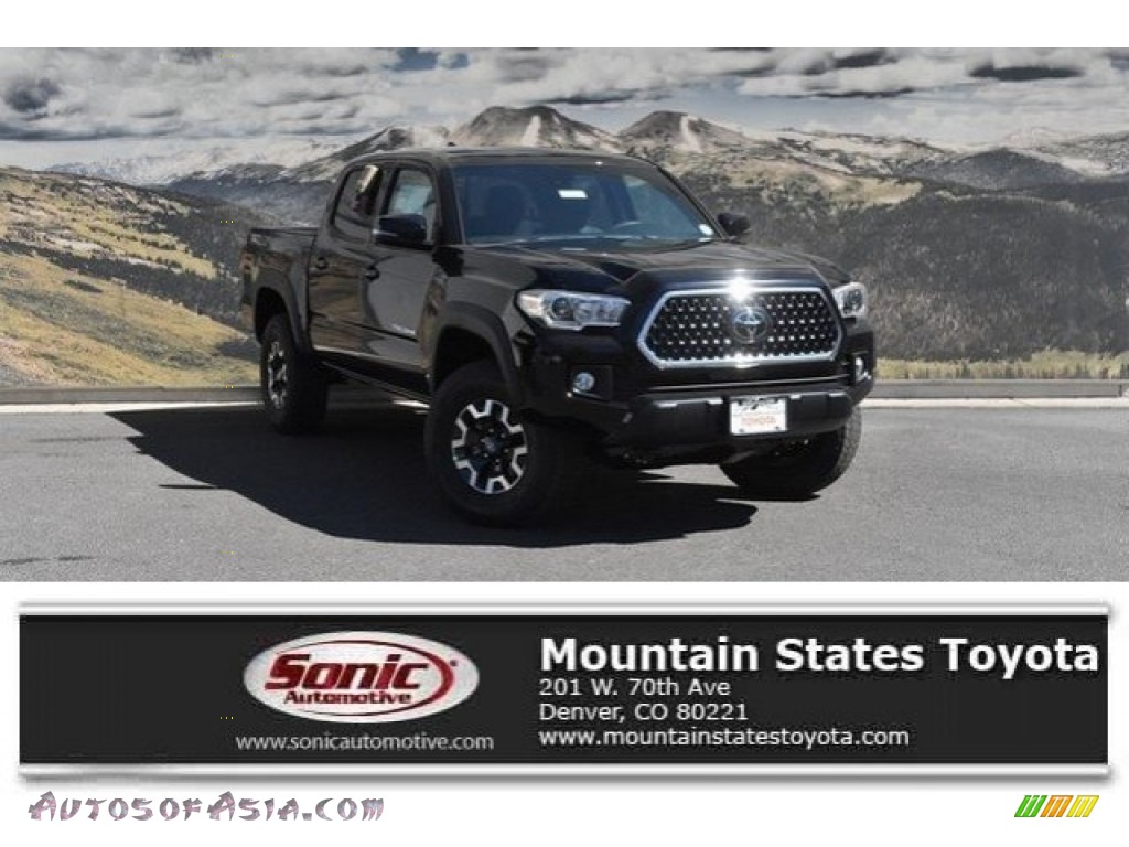 Midnight Black Metallic / Cement Gray Toyota Tacoma TRD Off-Road Double Cab 4x4