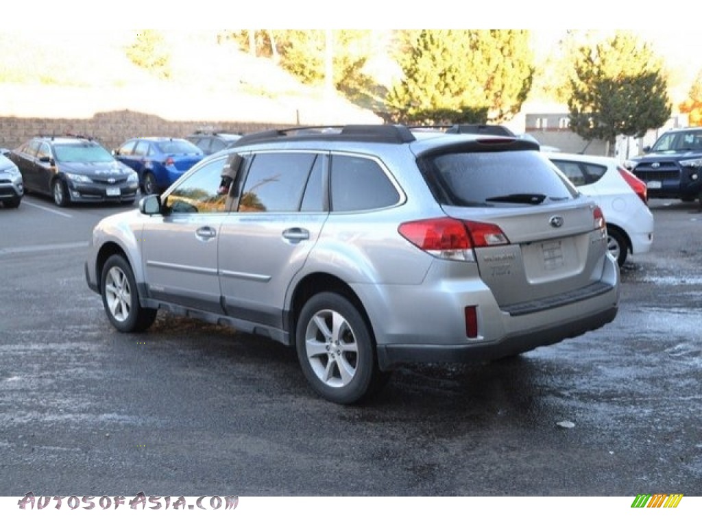 2013 Outback 2.5i Limited - Ice Silver Metallic / Off Black Leather photo #4