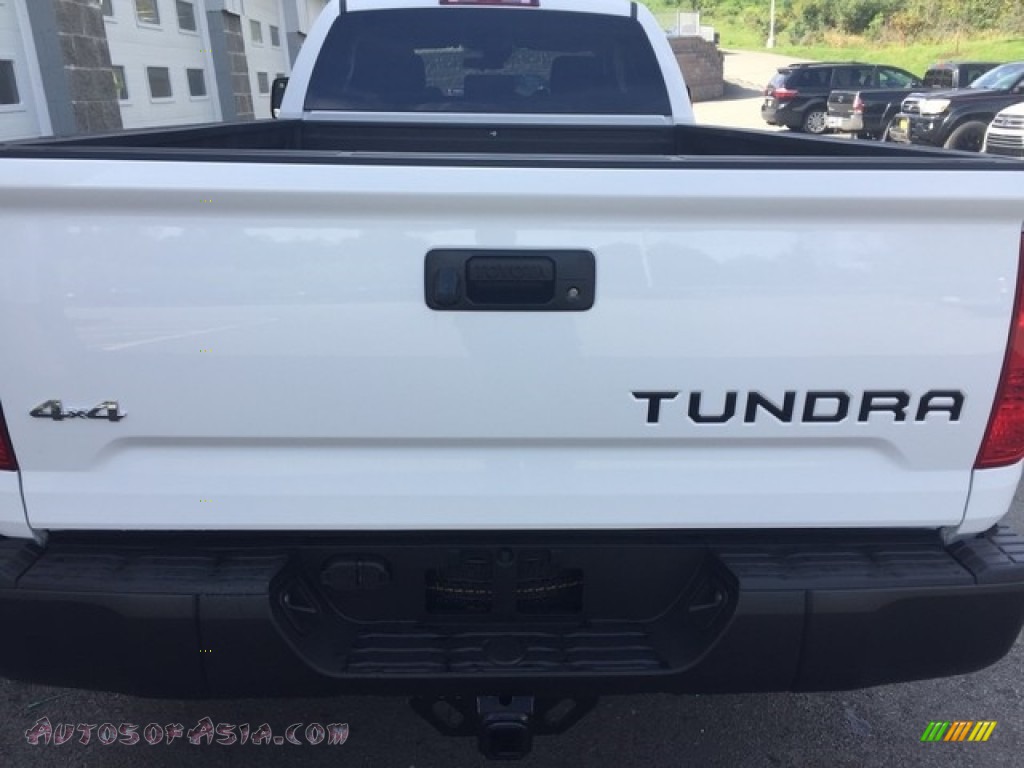 2019 Tundra SR Double Cab 4x4 - Super White / Graphite photo #3