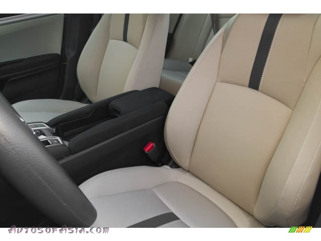 2018 Civic LX Sedan - Taffeta White / Ivory photo #21