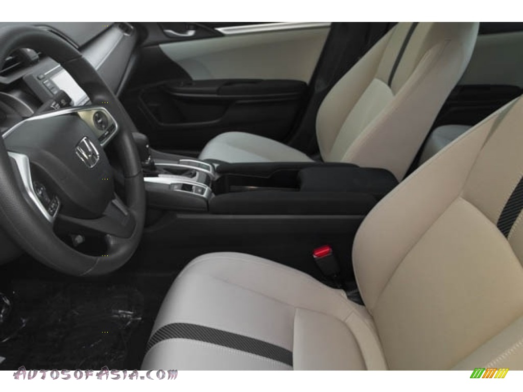 2018 Civic LX Sedan - Taffeta White / Ivory photo #16