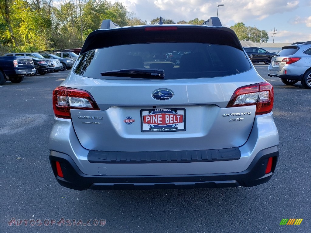 2019 Outback 3.6R Limited - Ice Silver Metallic / Slate Black photo #5