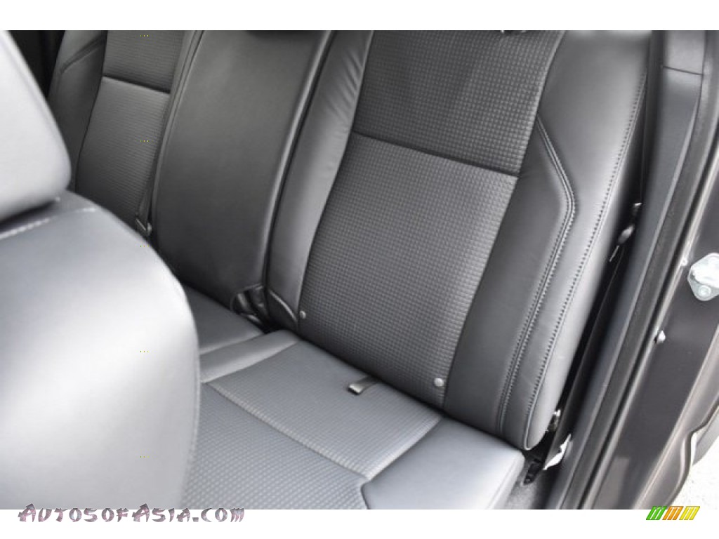 2019 Tacoma SR Double Cab 4x4 - Magnetic Gray Metallic / Cement Gray photo #16