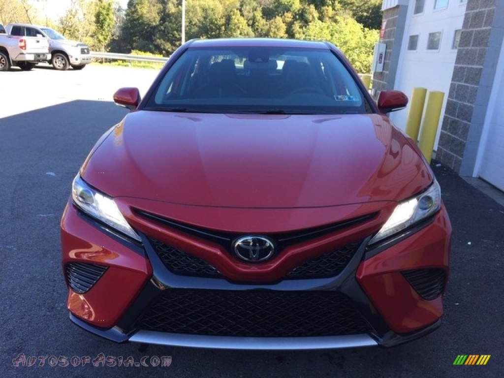2019 Camry XSE - Supersonic Red / Black photo #5