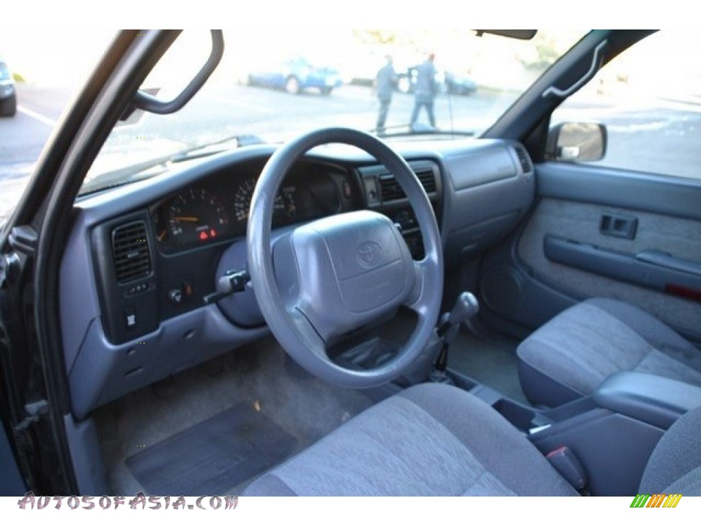 1999 Tacoma V6 Extended Cab 4x4 - Black Metallic / Gray photo #10