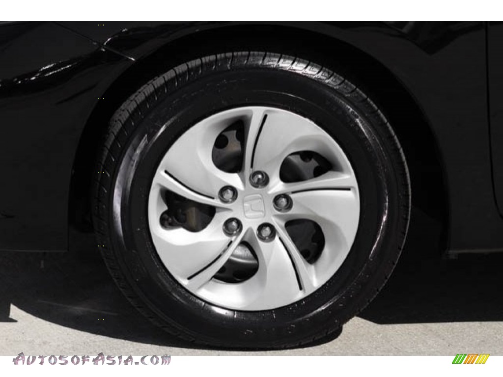 2015 Civic LX Sedan - Crystal Black Pearl / Black photo #33