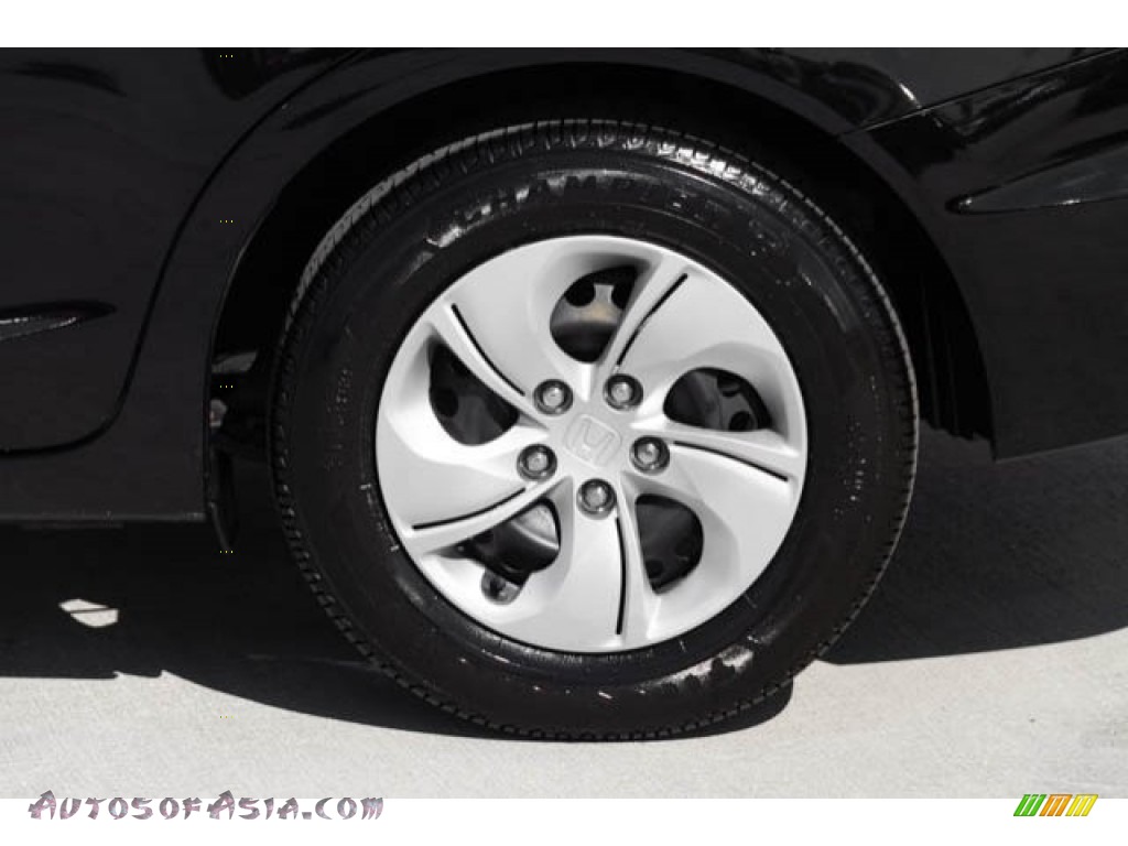 2015 Civic LX Sedan - Crystal Black Pearl / Black photo #34