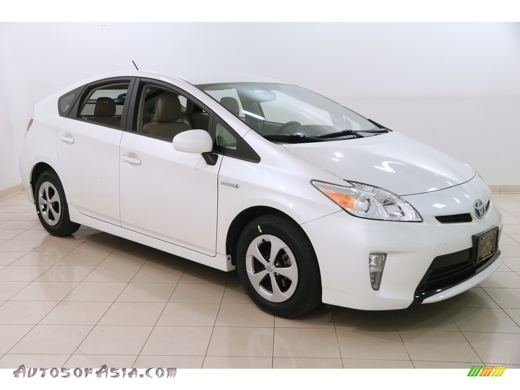 Blizzard Pearl / Bisque Toyota Prius Four Hybrid