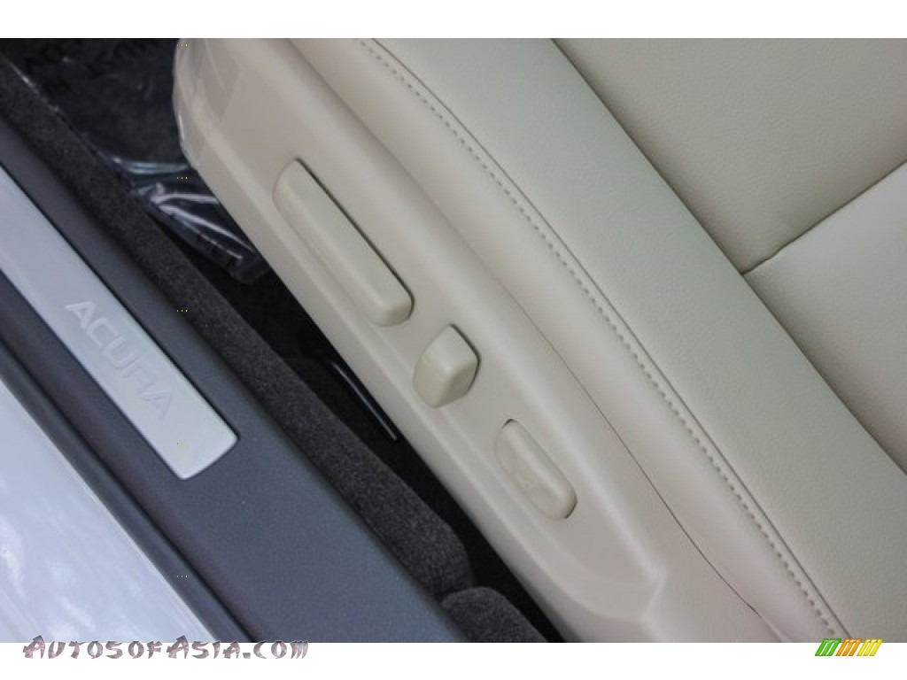 2019 TLX V6 Sedan - Platinum White Pearl / Parchment photo #17