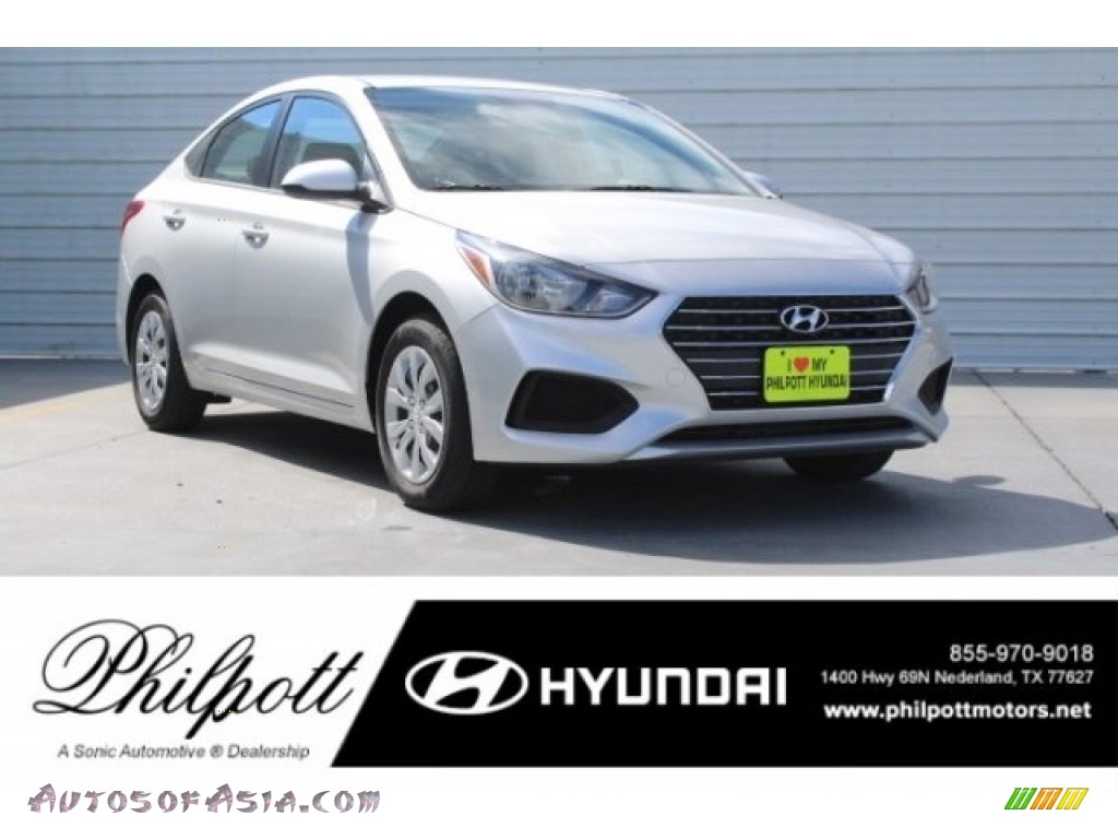 Olympus Silver / Black Hyundai Accent SE