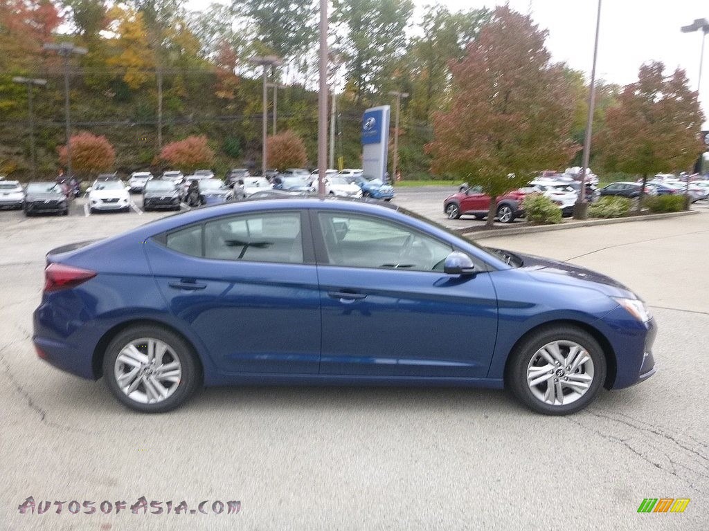 Lakeside Blue / Gray Hyundai Elantra Value Edition