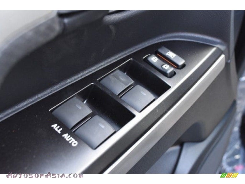 2019 Land Cruiser 4WD - Magnetic Gray Metallic / Black photo #29