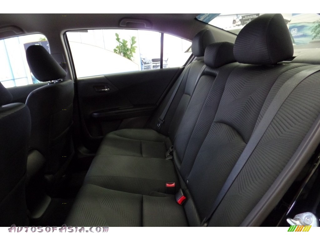 2015 Accord LX Sedan - Crystal Black Pearl / Black photo #17