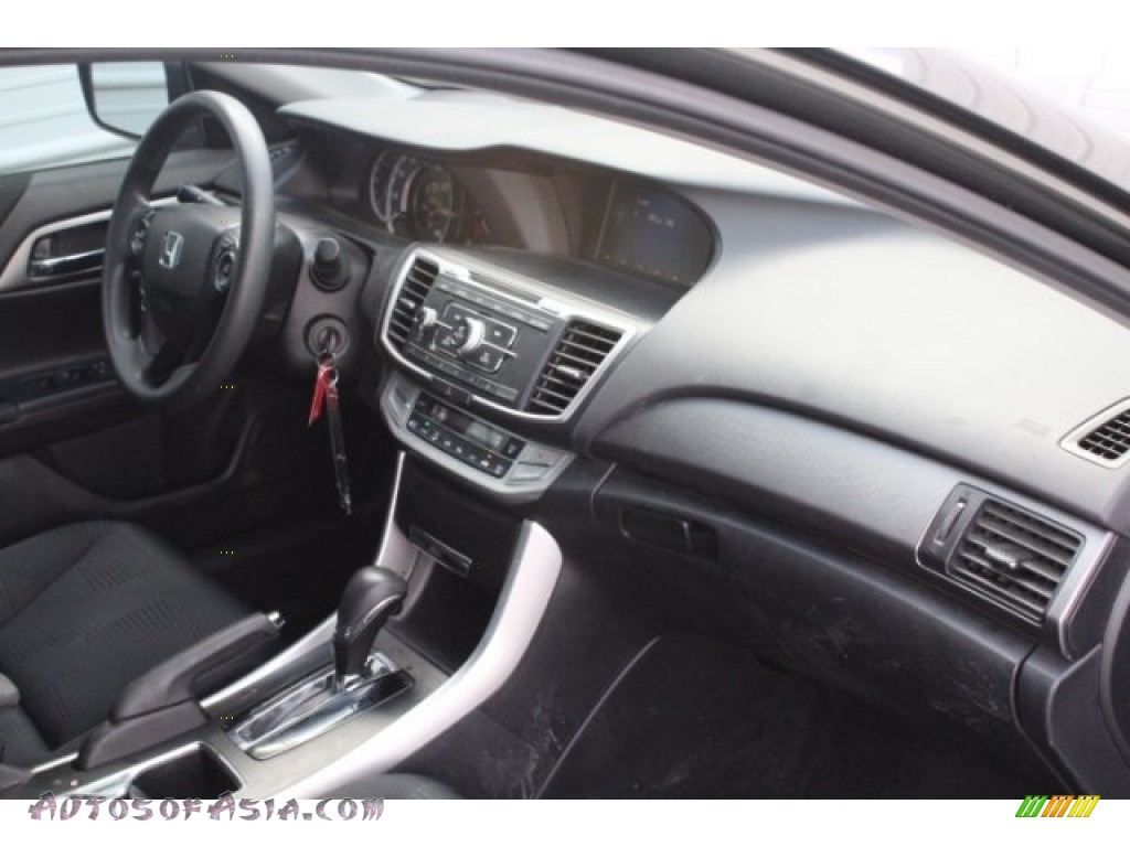 2014 Accord LX Sedan - Crystal Black Pearl / Black photo #33