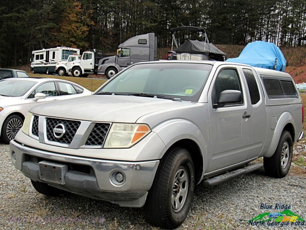 Radiant Silver / Steel Nissan Frontier XE King Cab