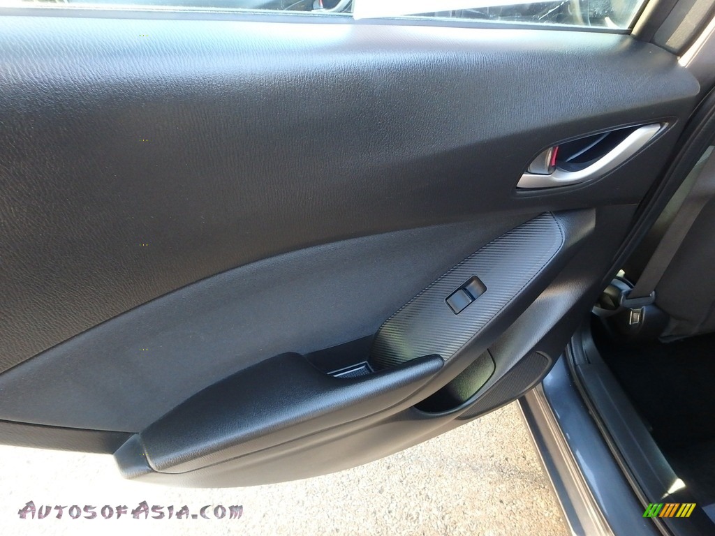 2014 MAZDA3 i Touring 5 Door - Meteor Gray Mica / Black photo #17
