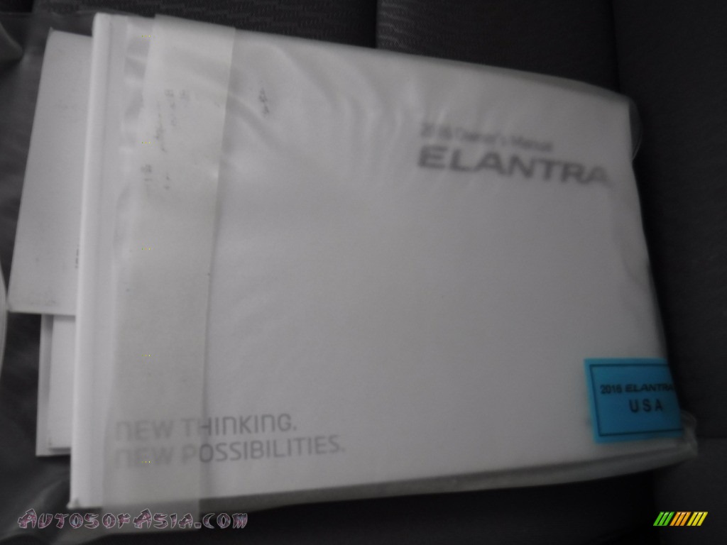 2016 Elantra SE - White / Gray photo #21