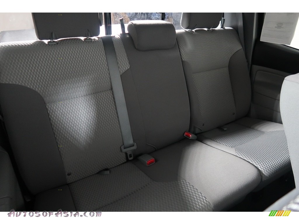 2015 Tacoma V6 Double Cab 4x4 - Silver Sky Metallic / Graphite photo #40