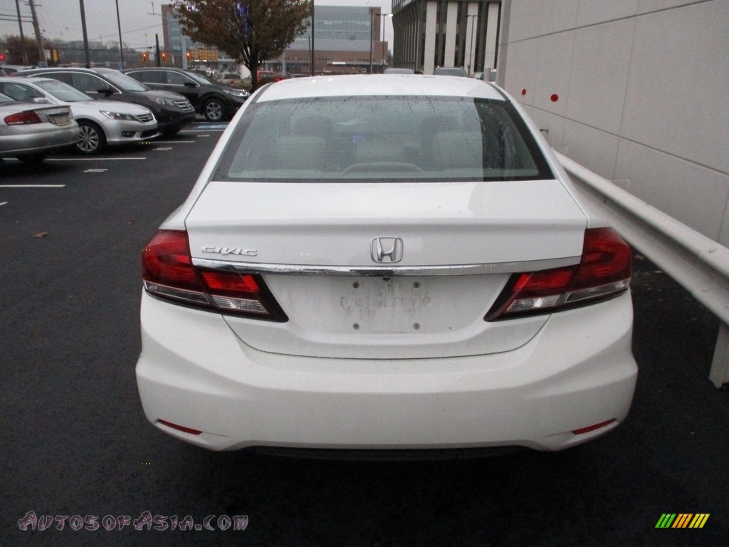 2015 Civic LX Sedan - Taffeta White / Beige photo #4
