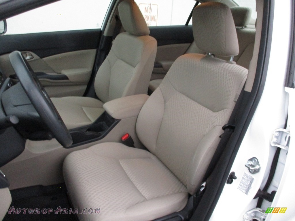2015 Civic LX Sedan - Taffeta White / Beige photo #10