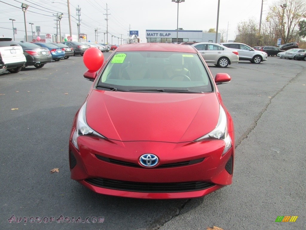 2016 Prius Four Touring - Hypersonic Red / Harvest Beige photo #3