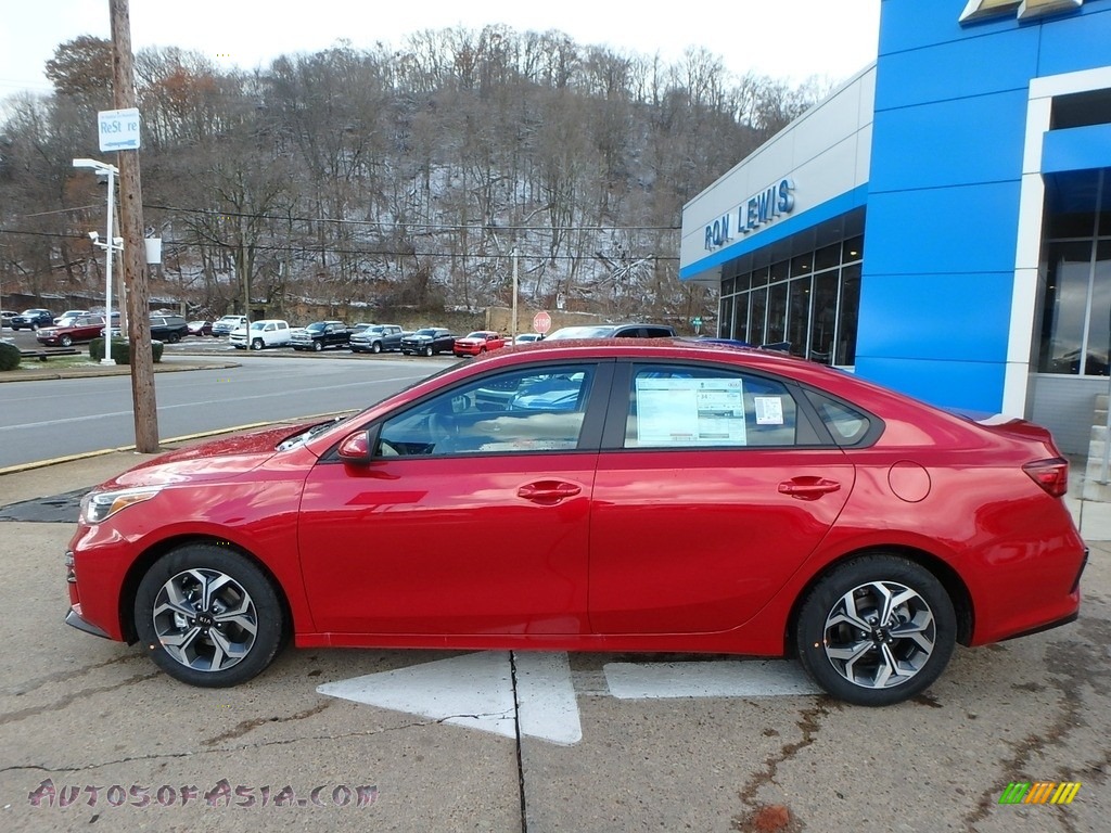 2019 Forte LXS - Currant Red / Black photo #9