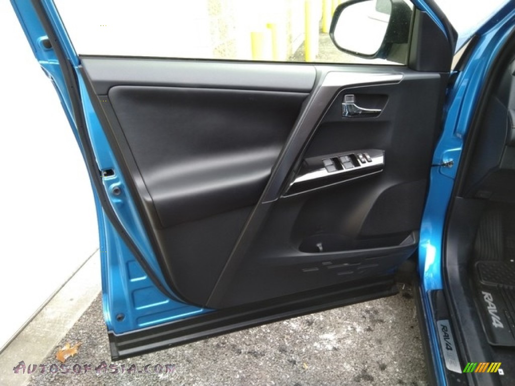 2018 RAV4 SE AWD - Electric Storm Blue / Black photo #10