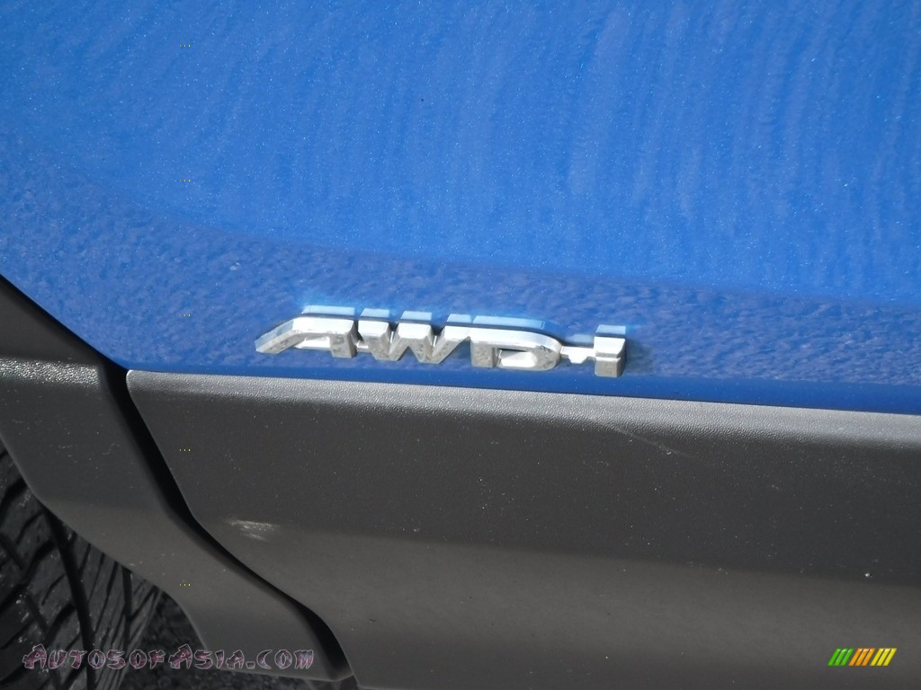 2016 RAV4 XLE AWD - Electric Storm Blue / Ash photo #4