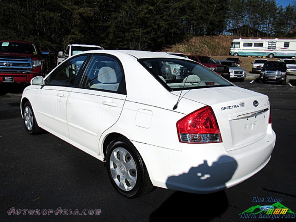 2008 Spectra EX Sedan - White / Gray photo #4