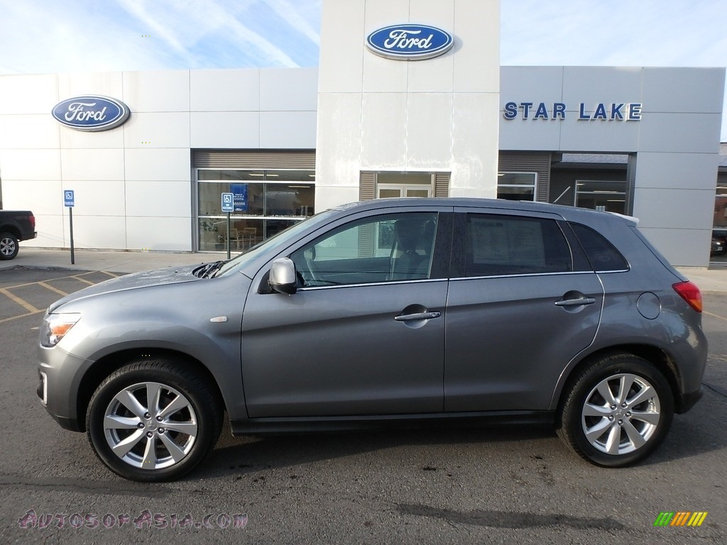 Mercury Gray / Black Mitsubishi Outlander Sport SE AWC