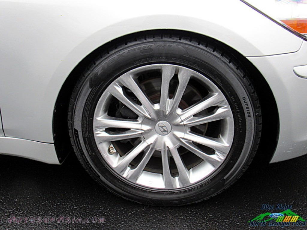 2011 Genesis 4.6 Sedan - Platinum Metallic / Jet Black photo #9