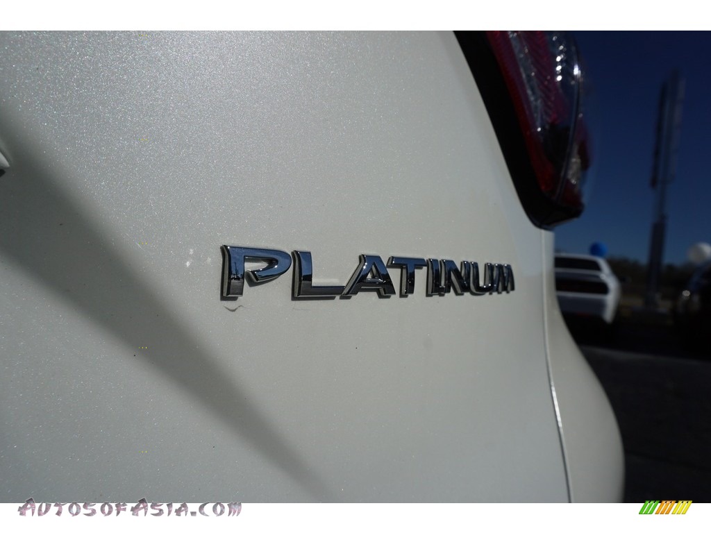 2018 Murano Platinum - Pearl White / Cashmere photo #18