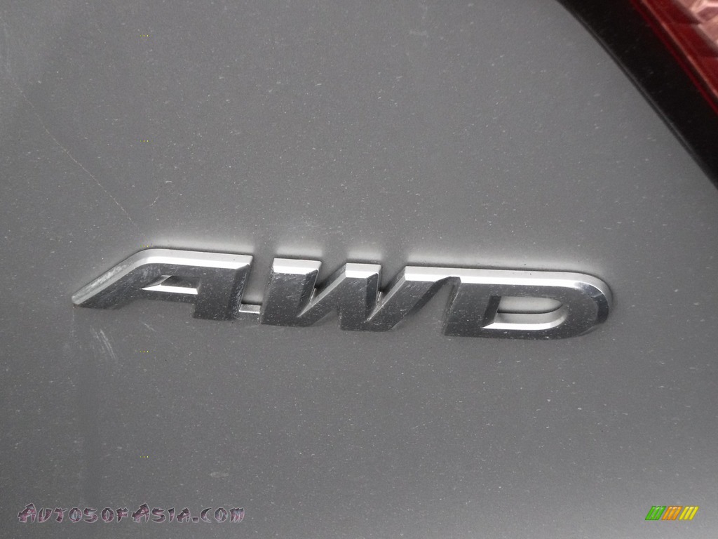2016 HR-V LX AWD - Alabaster Silver Metallic / Gray photo #9